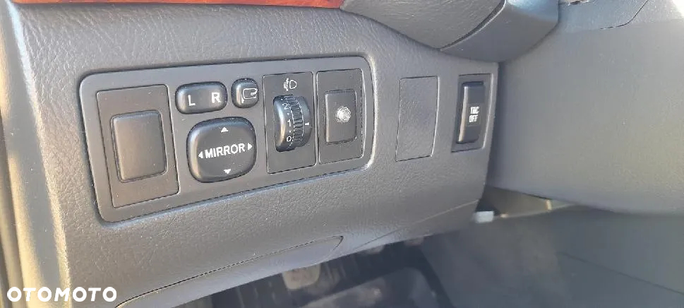 Toyota Avensis - 3