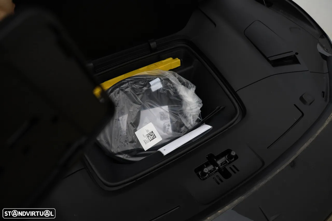 Polestar 4 Long Range 100 kWh Dual Motor Performance Plus - 30