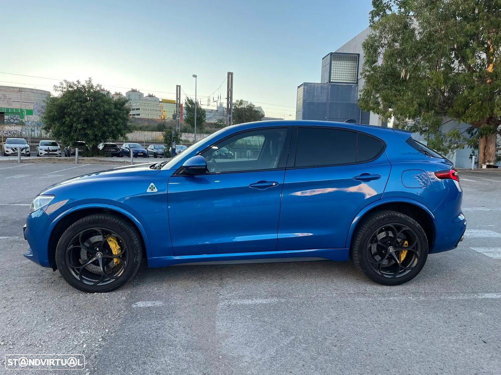 Alfa Romeo Stelvio V6 2.9 Bi-Turbo AT8-Q4 Quadrifoglio - 10