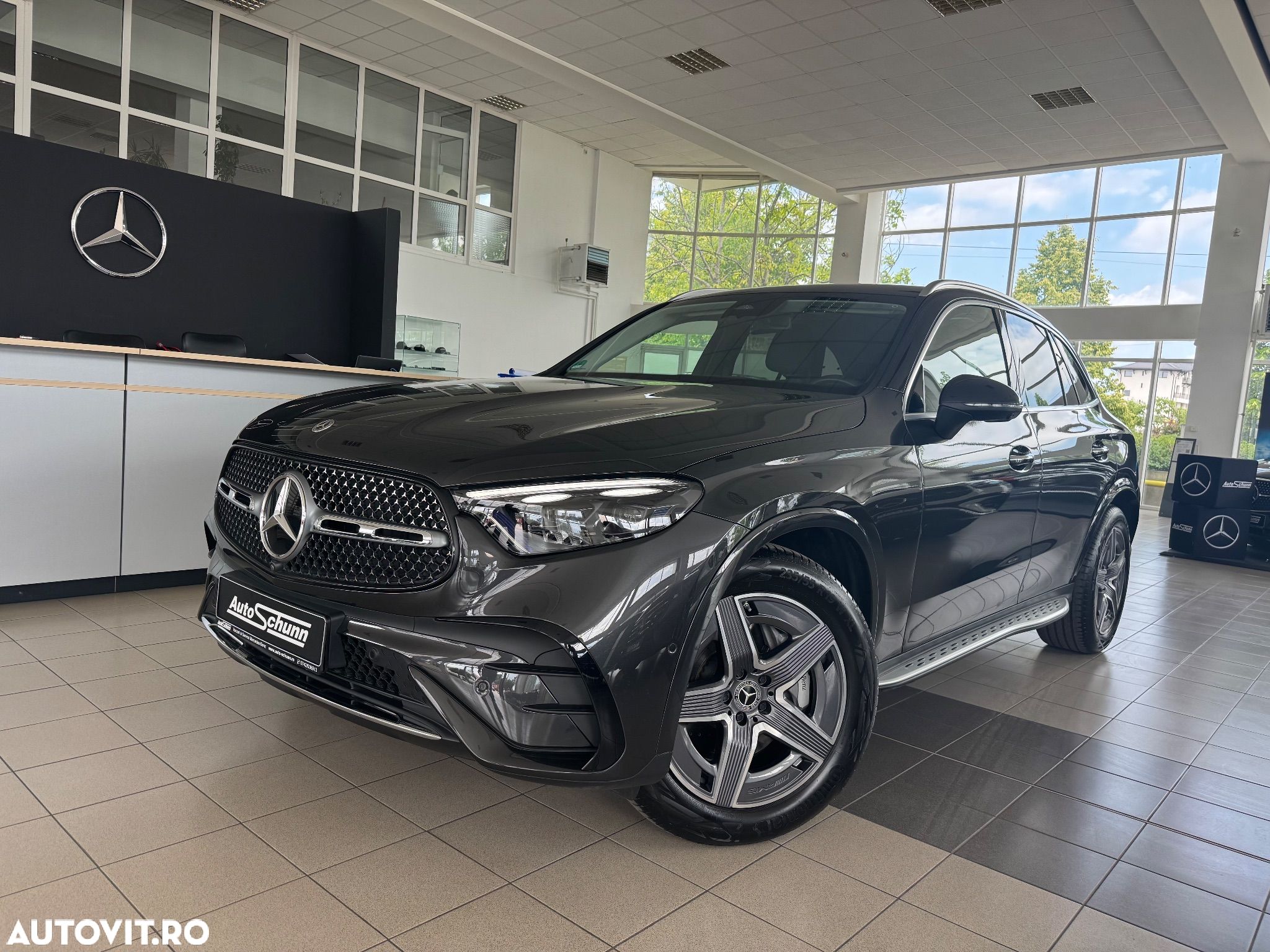 Mercedes-Benz GLC 200 4Matic 9G-TRONIC AMG Line Advanced - 1
