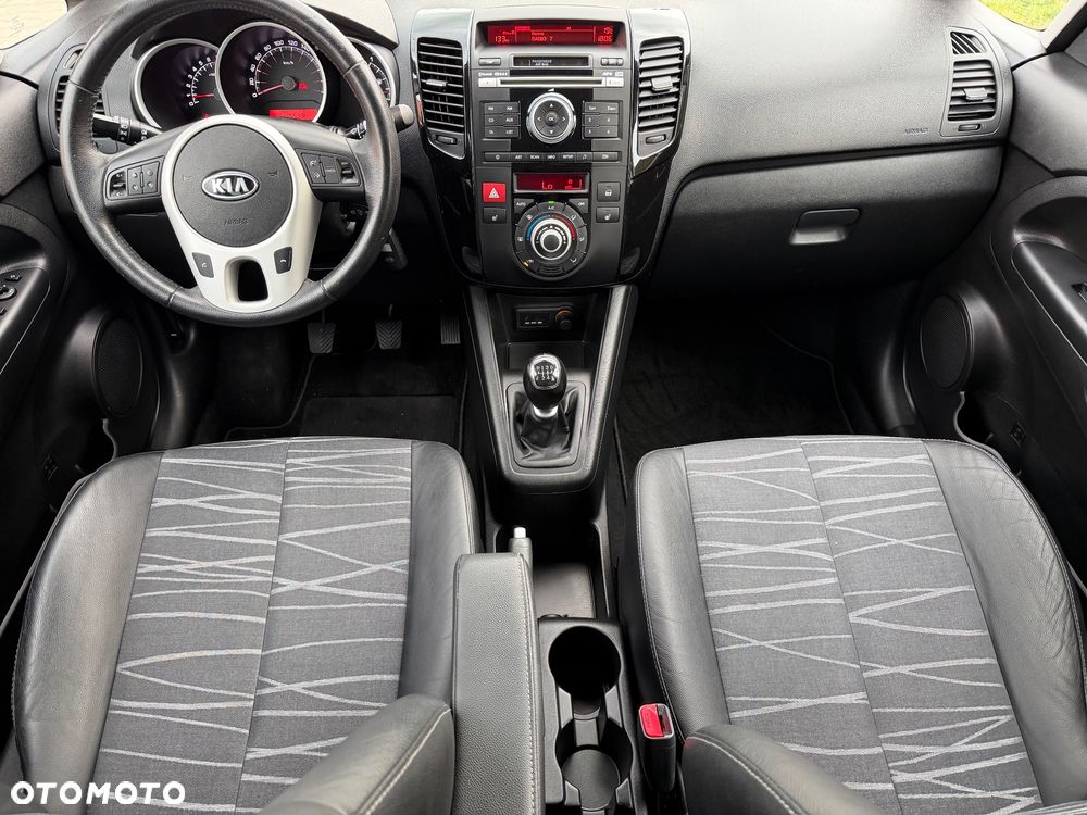 Kia Venga 1.6 CVVT Titanium Collection - 21