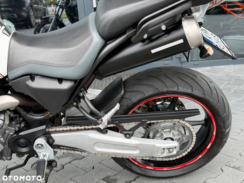 Yamaha MT - 31