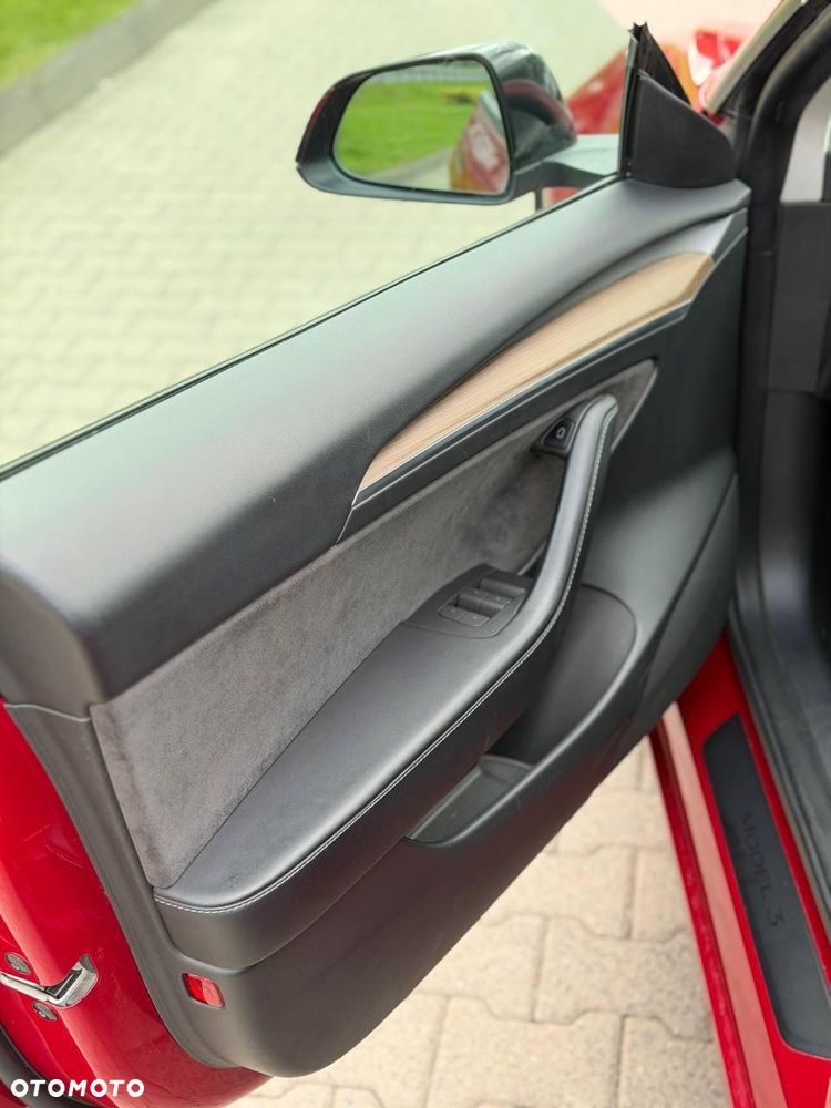 Tesla Model 3 - 15