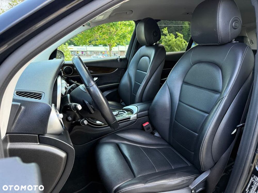 Mercedes-Benz GLC 300 4-Matic - 12