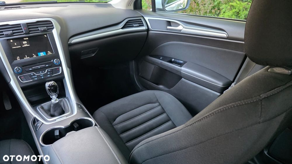 Ford Mondeo 2.0 TDCi Ambiente - 12