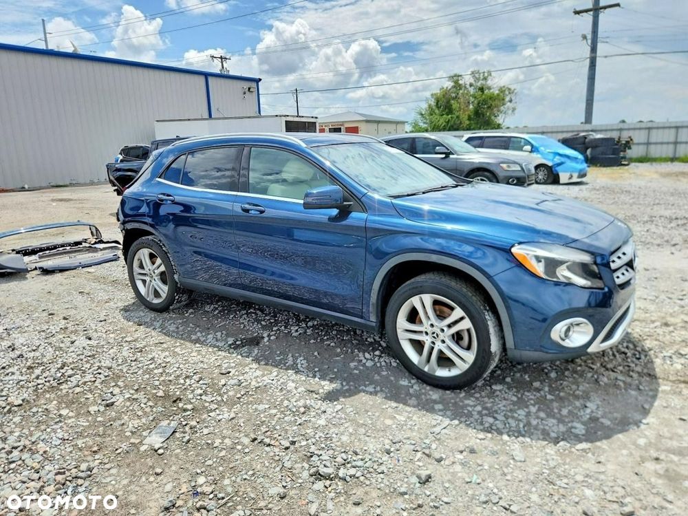 Mercedes-Benz Gla 2019 photo 4