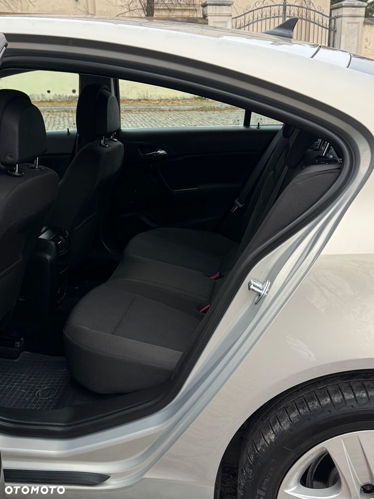 Opel Insignia 1.6 Design Edition - 36