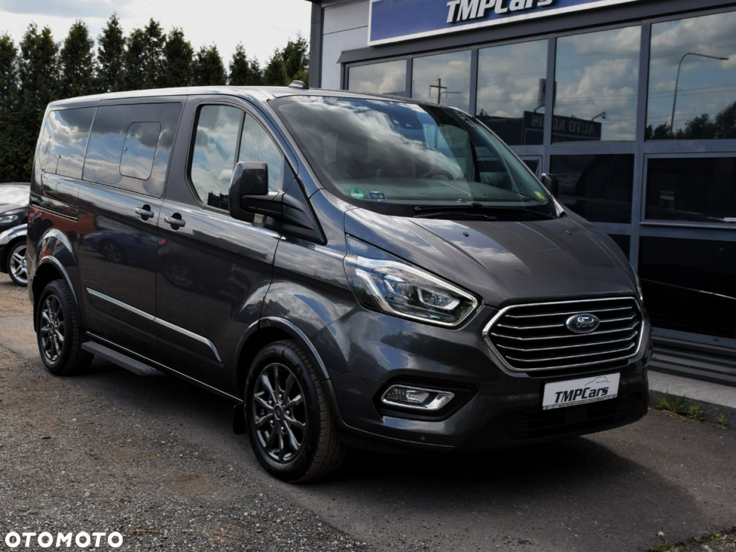 Ford Tourneo Custom - 29