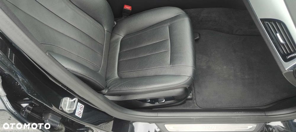 BMW Seria 5 520d M Sport Edition - 23