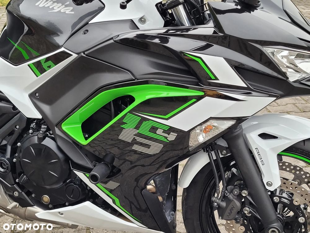 Kawasaki Ninja - 24