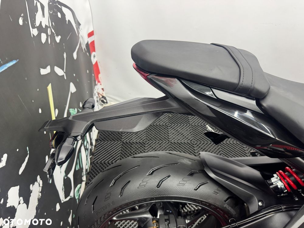 Triumph Daytona - 28