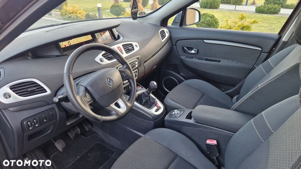 Renault Grand Scenic TCe 130 Bose Edition - 8