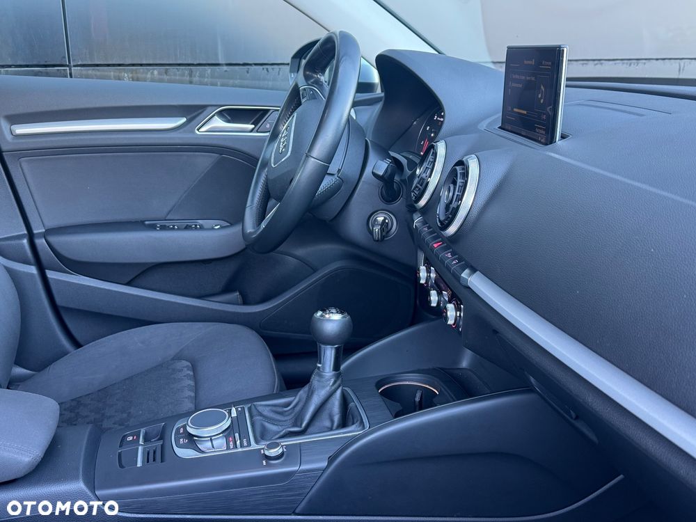 Audi A3 Sportback 1.6 TDI - 31