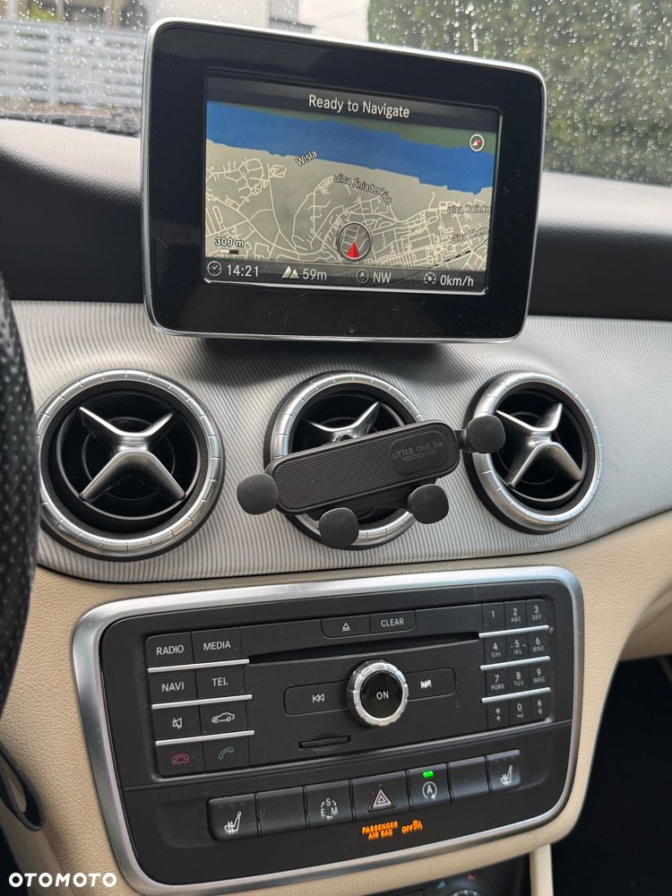 Mercedes-Benz CLA 250 Sport 7G-DCT - 8