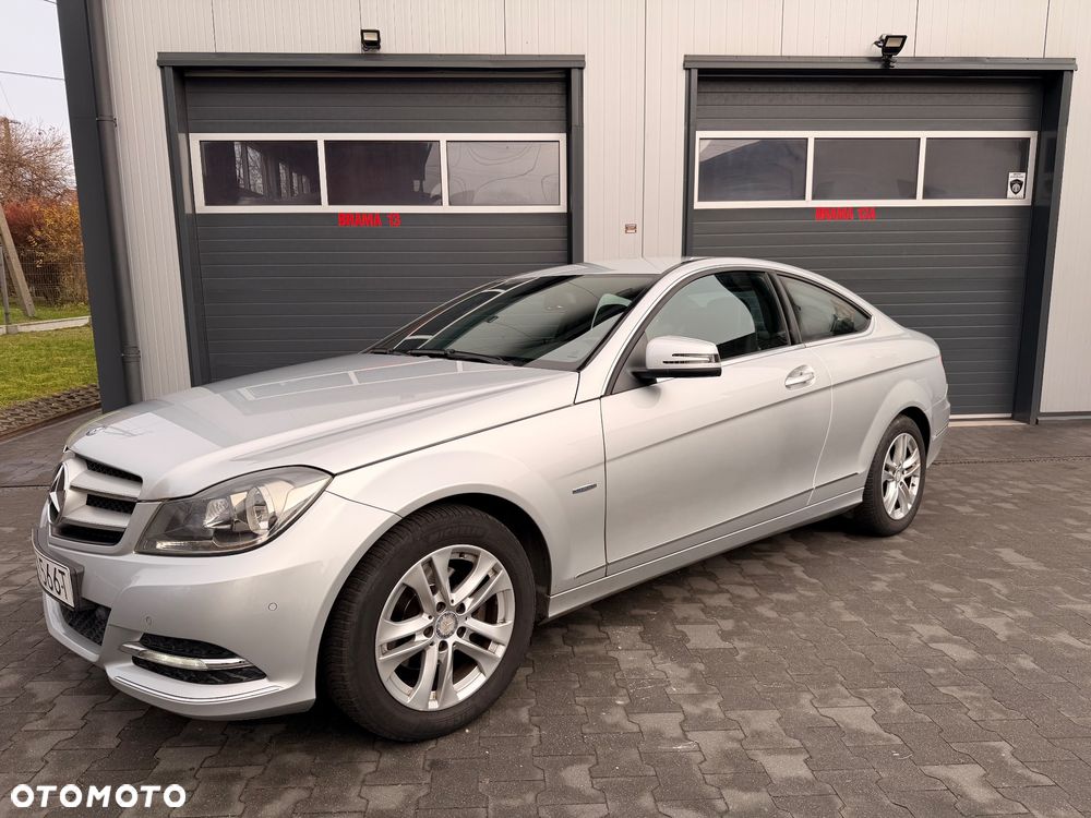 Mercedes-Benz Klasa C 180 BlueEFFICIENCY - 9