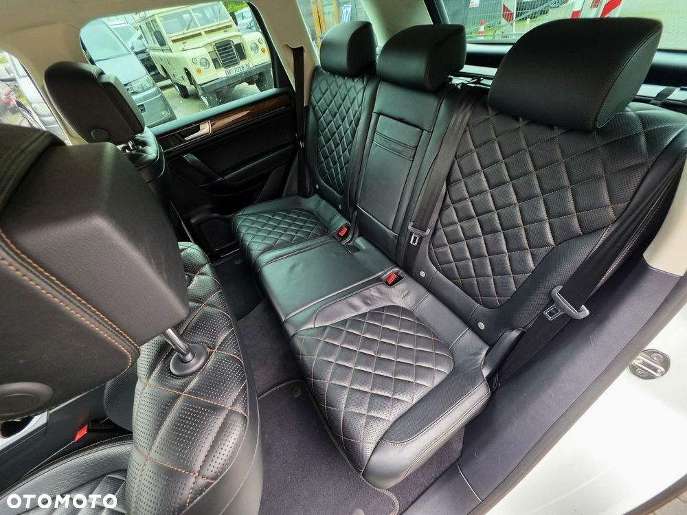 Volkswagen Touareg 3.0 V6 TDI SCR Blue Motion DPF Automatik Executive Edition - 29