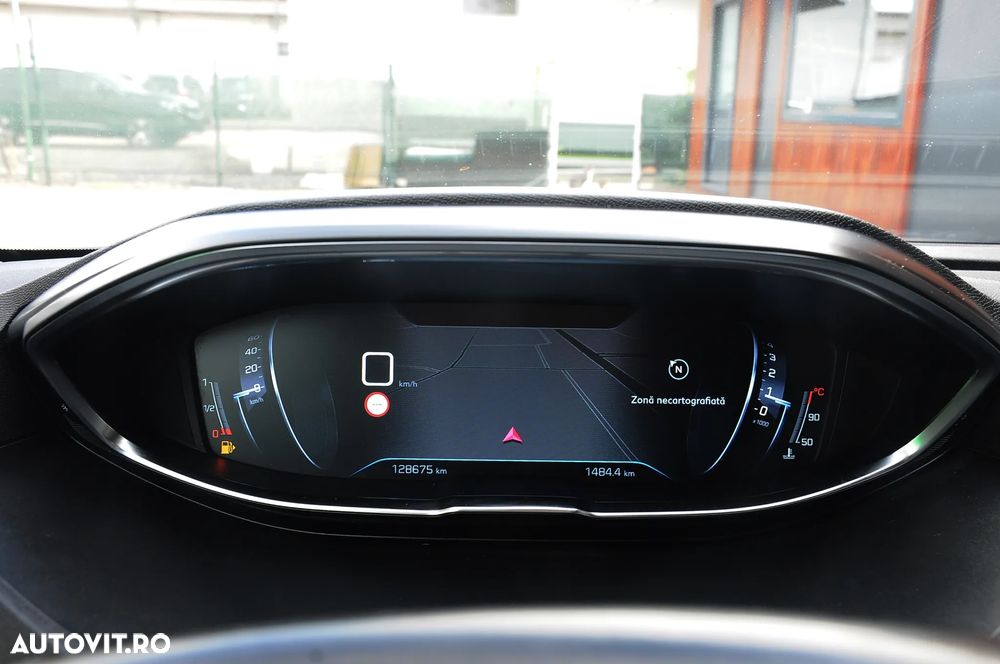 Peugeot 5008 1.5 BlueHDI s&s Allure - 12