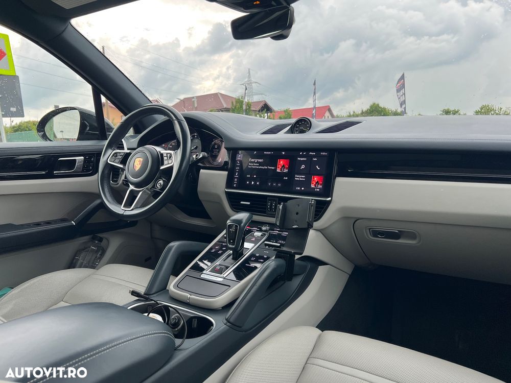 Porsche Cayenne S E-Hybrid Platinum Edition - 12