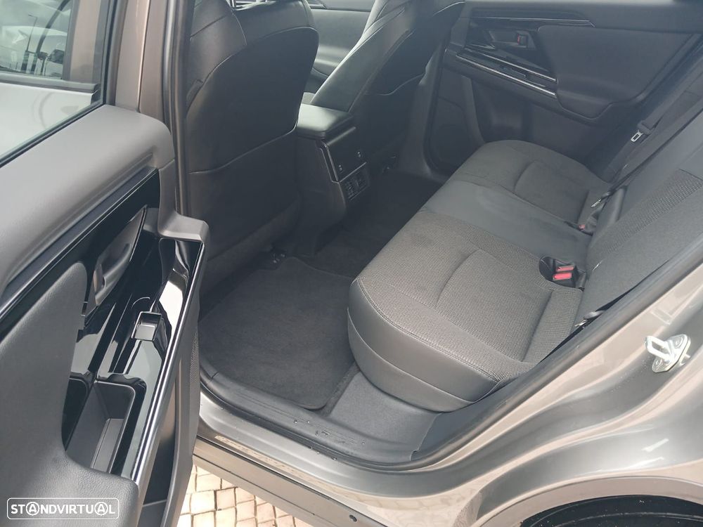 Toyota bZ4X 71,4 kWh Premium - 25