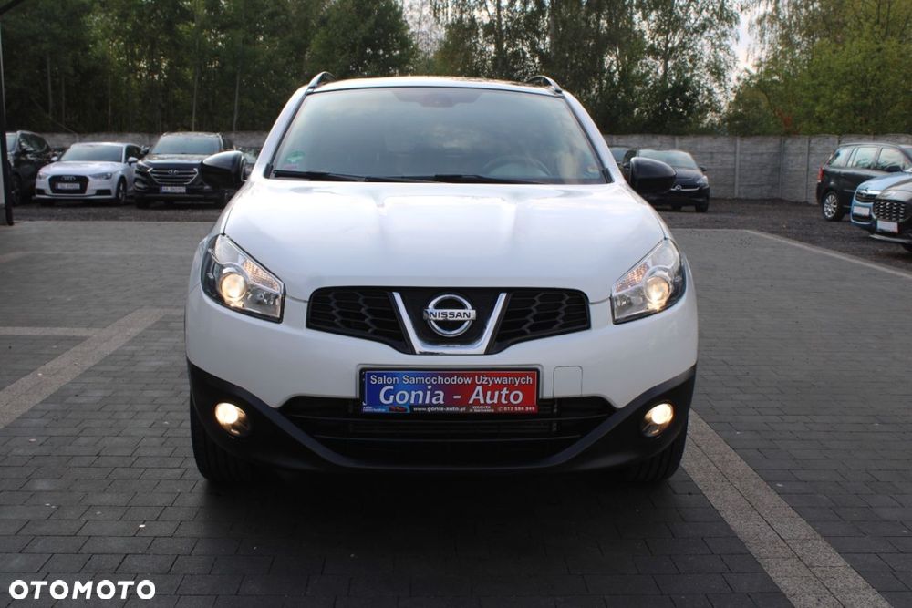 Nissan Qashqai - 10