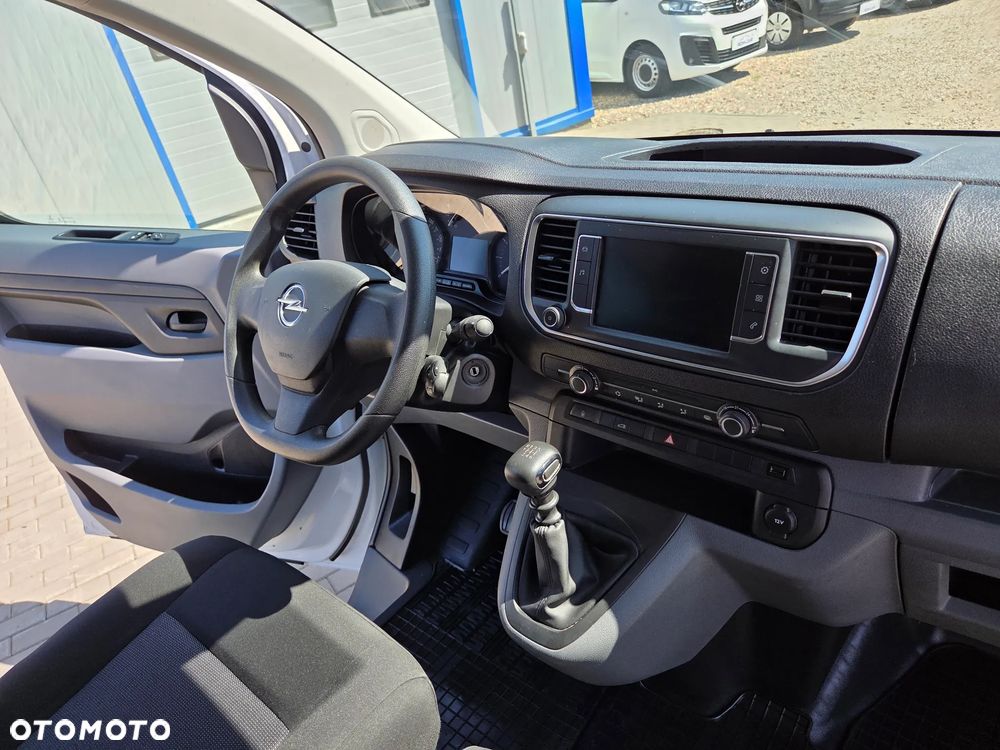 Opel Vivaro Extra Long 3,1t (bryg.) - 32
