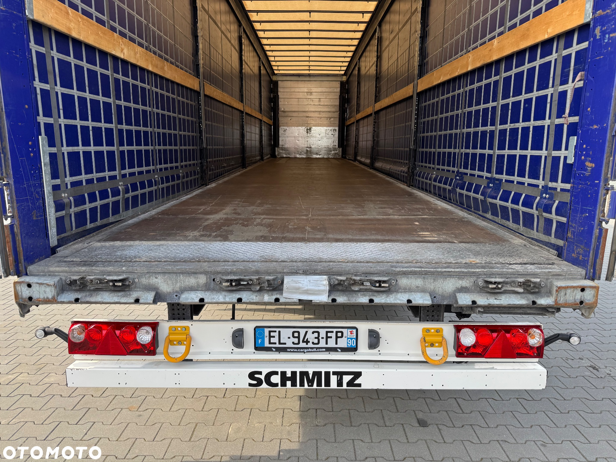 Schmitz Cargobull FIRANKA VARIOS MAŁO UŻYWANA - 9