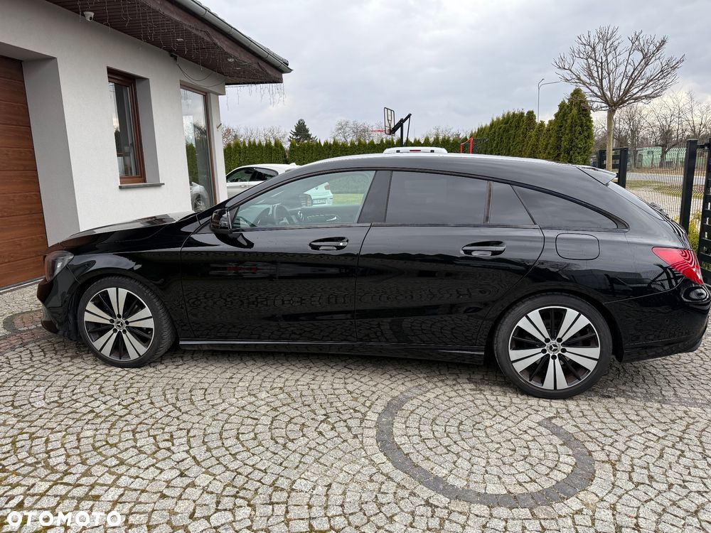 Mercedes-Benz CLA - 4