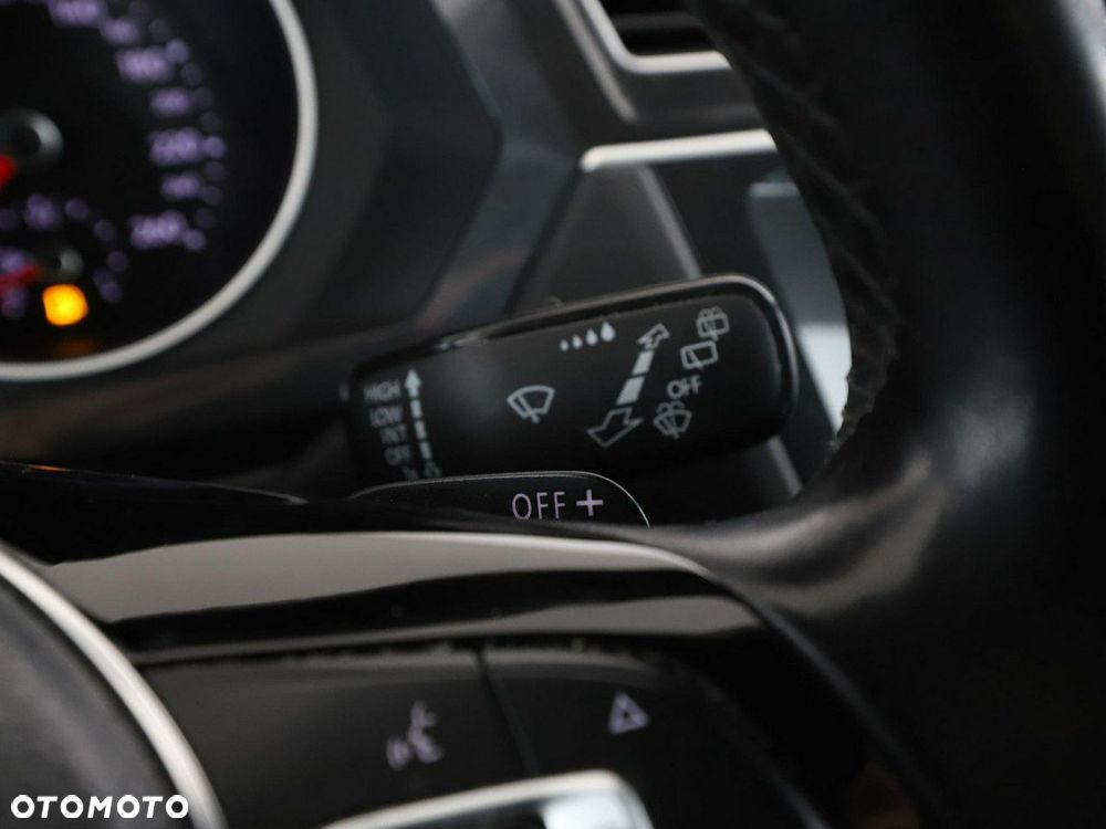 Volkswagen Tiguan 2.0 TDI SCR DSG - 34
