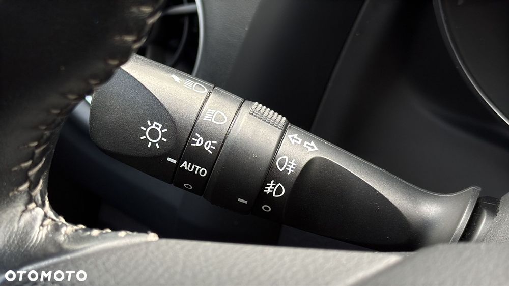 Toyota Auris - 21