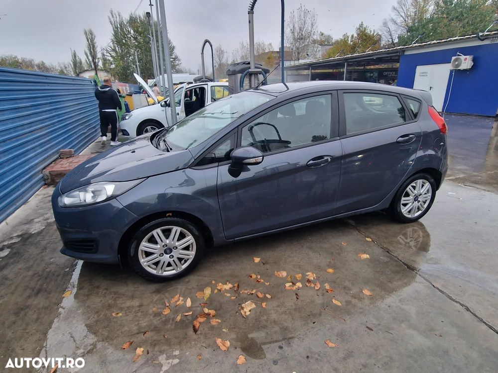 Ford Fiesta - 7