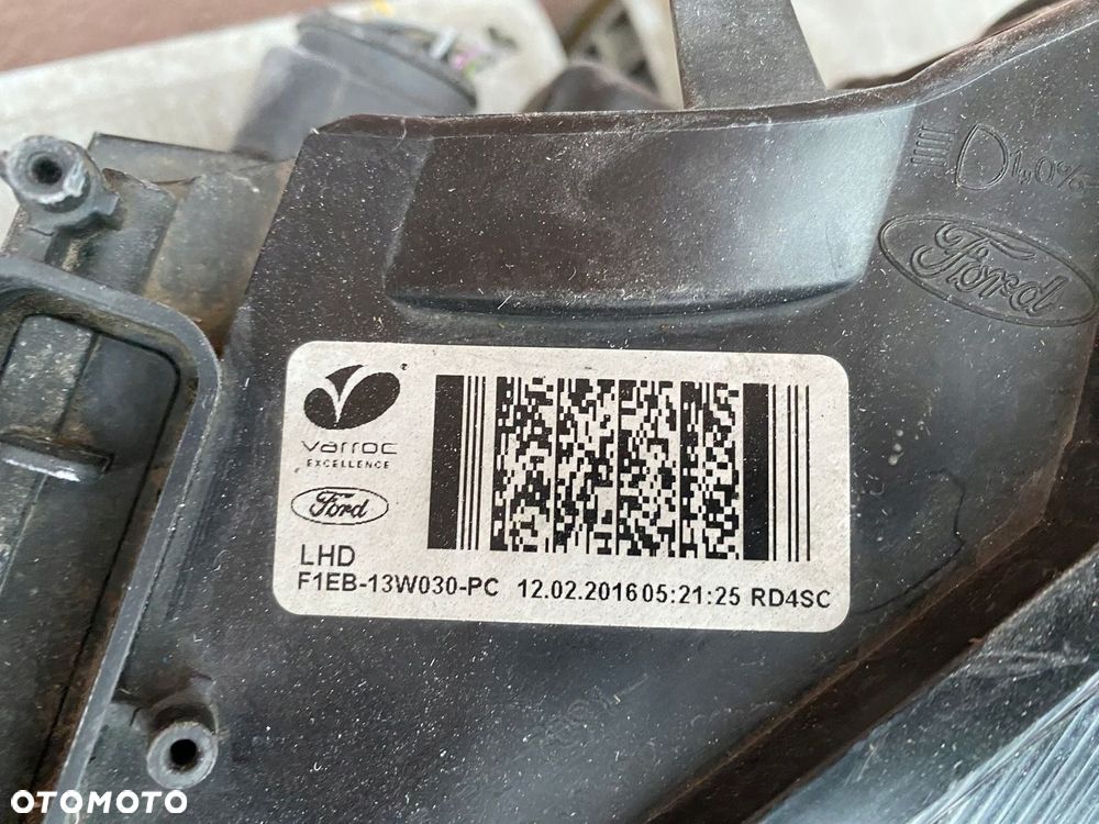 LAMPA focus III lift czarna lewa eu - 2