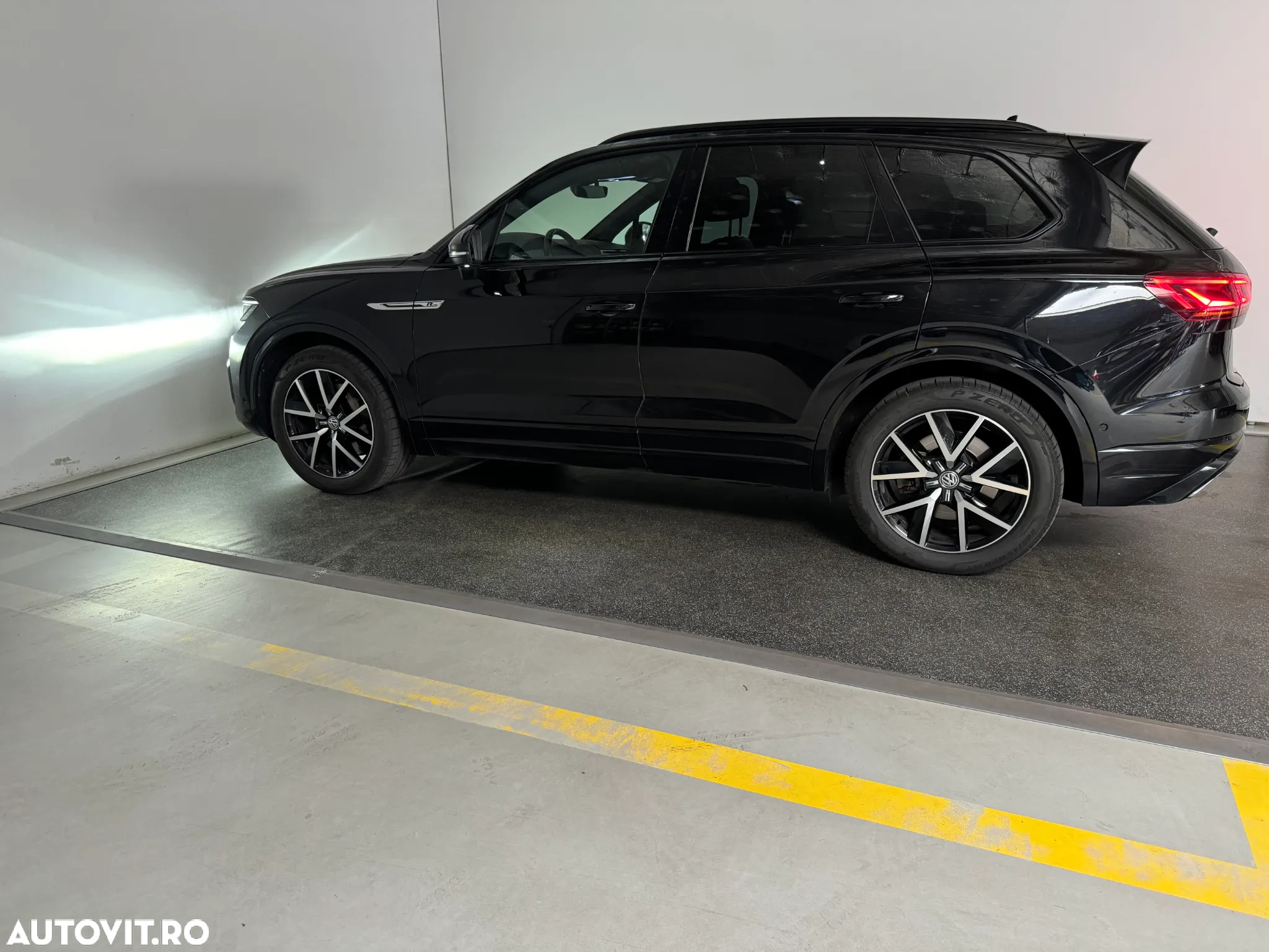 Volkswagen Touareg - 6