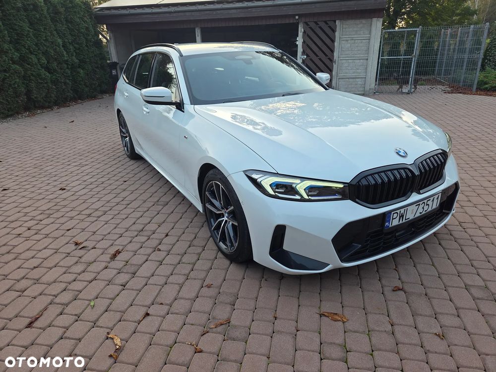 BMW Seria 3 2023 photo 2