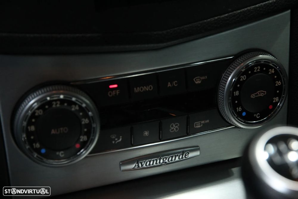 Mercedes-Benz C 220 CDi Avantgarde BE - 11