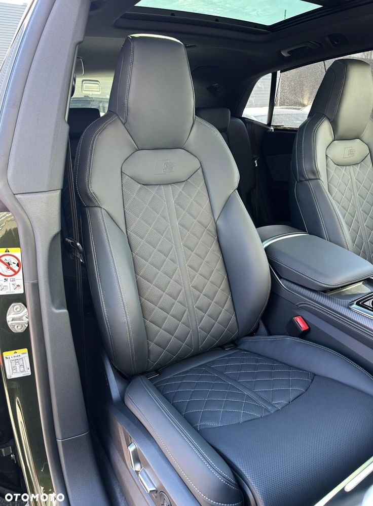Audi Q8 - 30