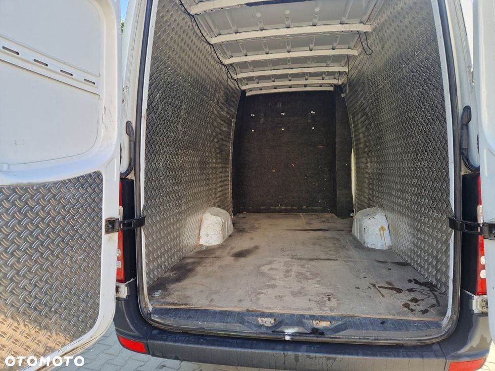 Mercedes-Benz Sprinter 906.253 - 11