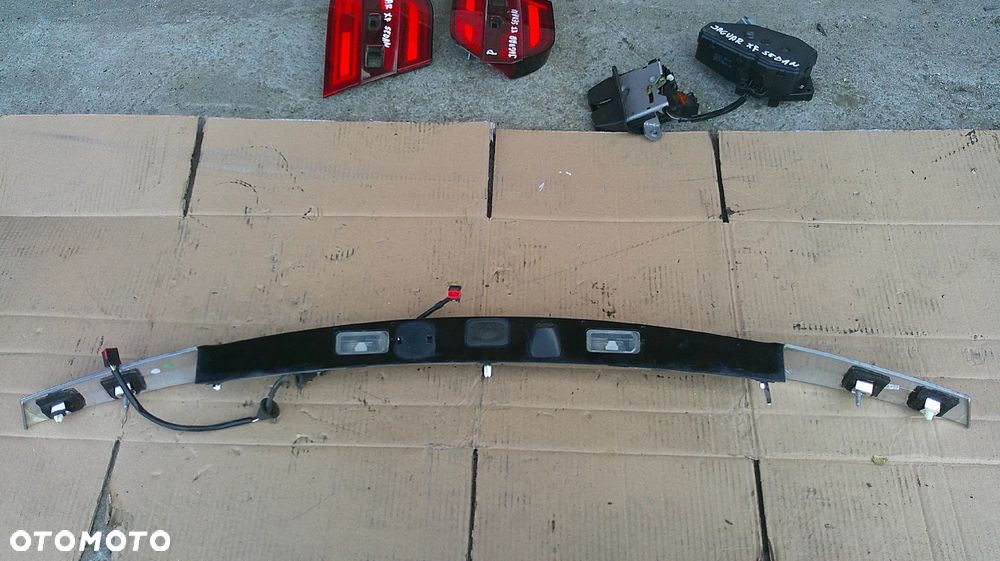JAGUAR XF250 LIFT LISTWA KLAPY BLENDA KAMERA - 3
