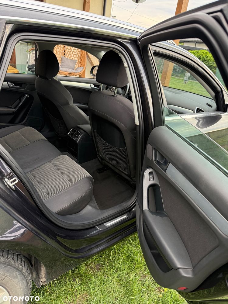 Audi A4 Avant 2.0 TDI - 10