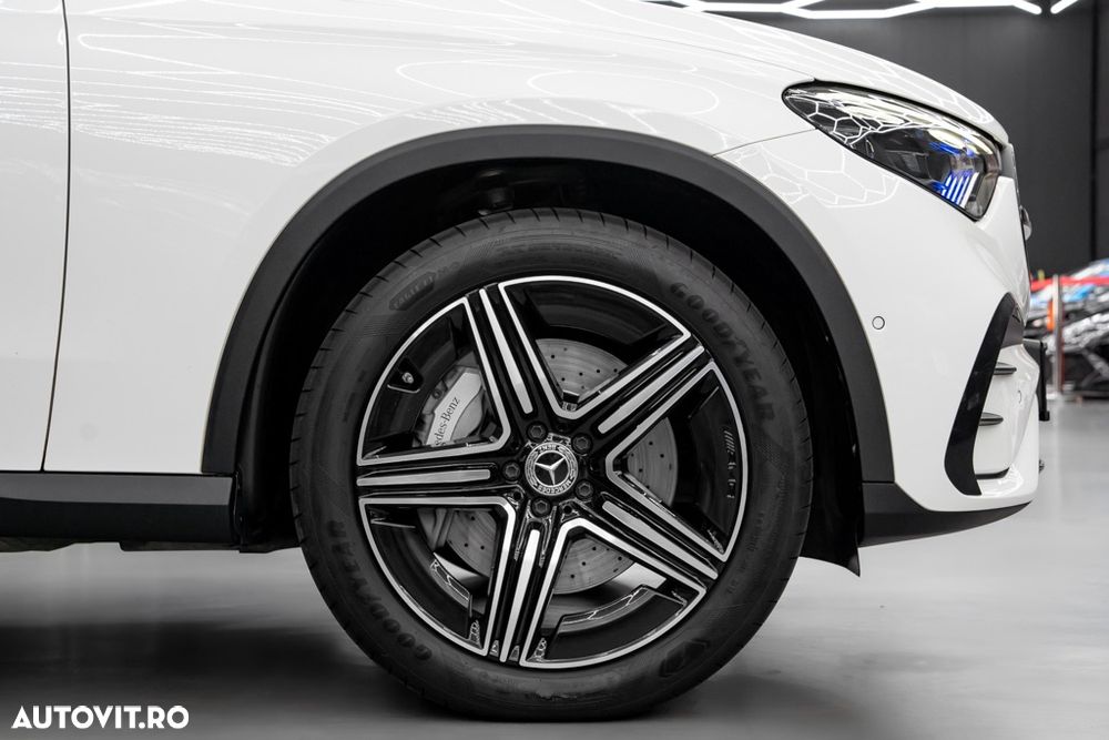 Mercedes-Benz GLC 220 d 4Matic 9G-TRONIC AMG Line Advanced - 8