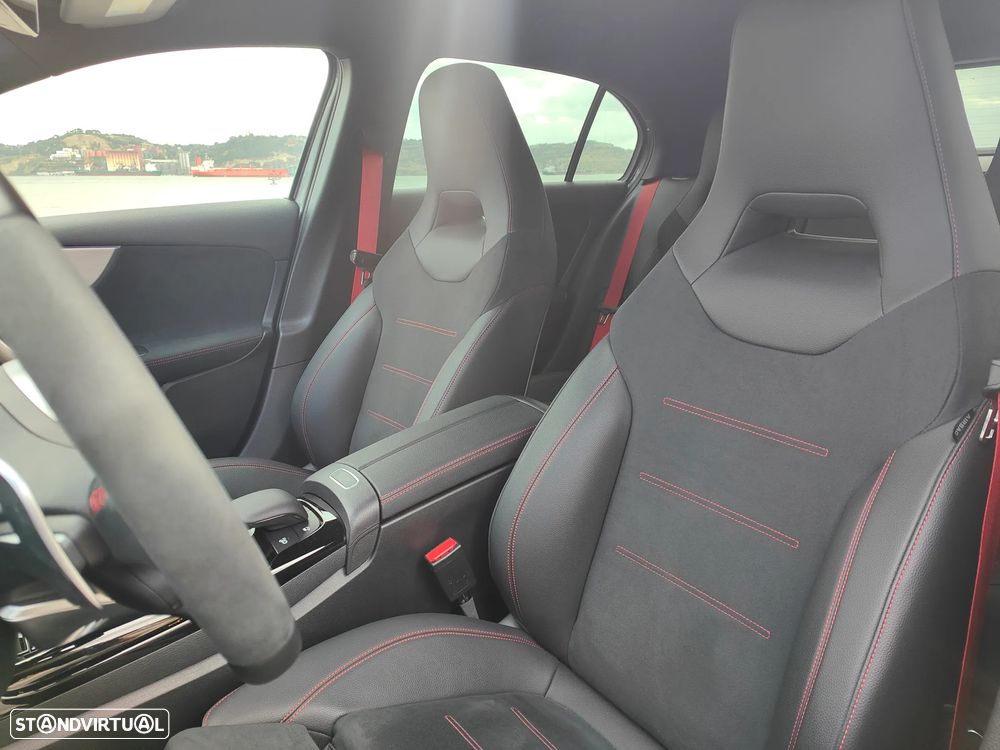 Mercedes-Benz A 45 AMG S 4Matic+ Speedshift DCT 8G Line Premium - 9