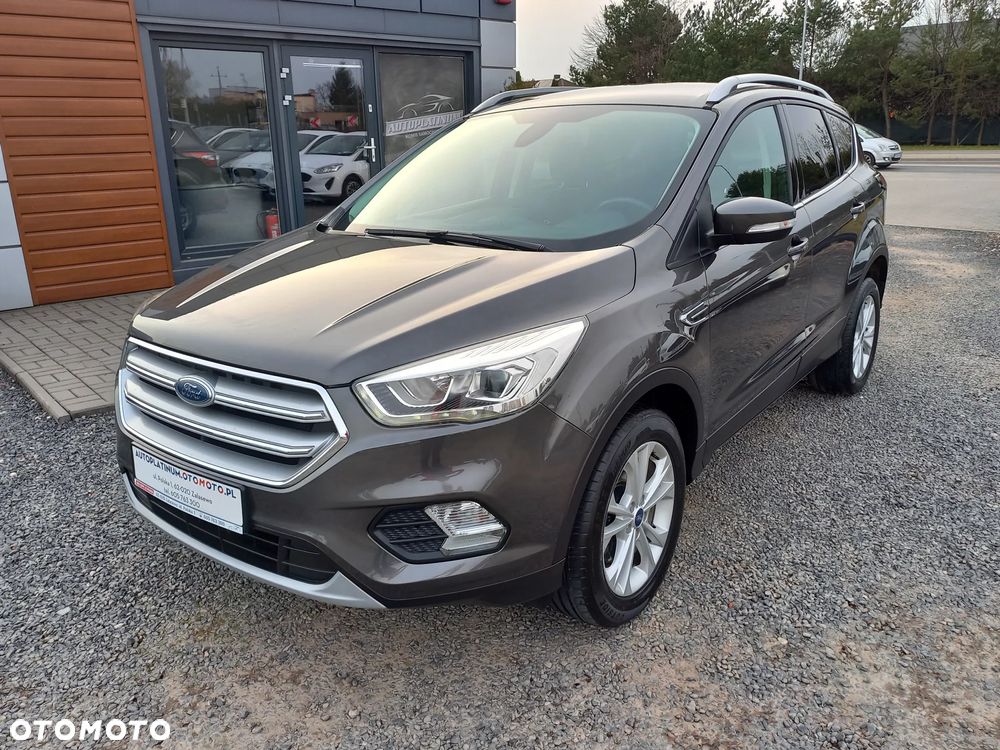 Ford Kuga 1.5 TDCi 2x4 Titanium - 1