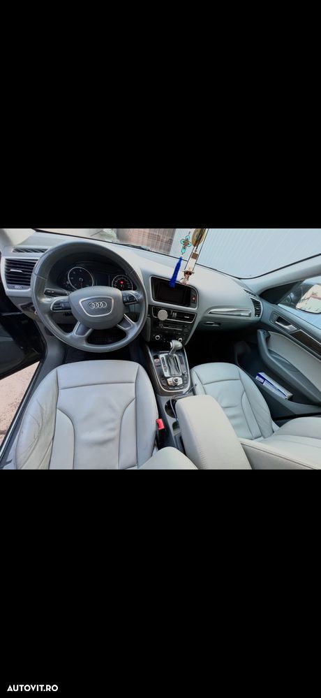 Audi Q5 2.0 TDI Quattro Stronic - 9