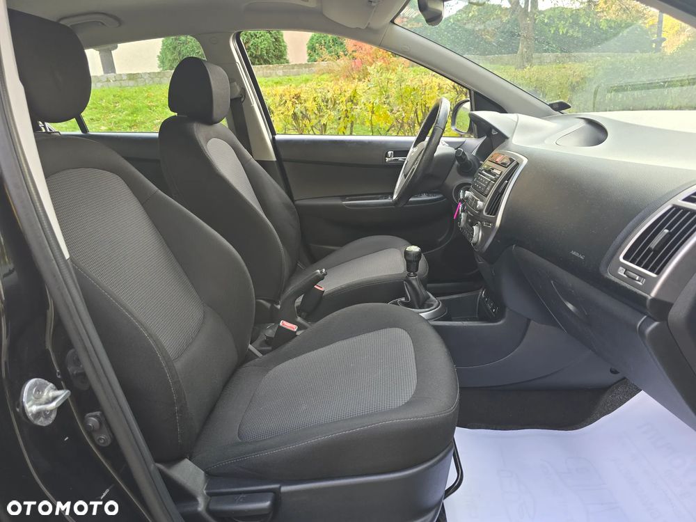 Hyundai i20 - 26
