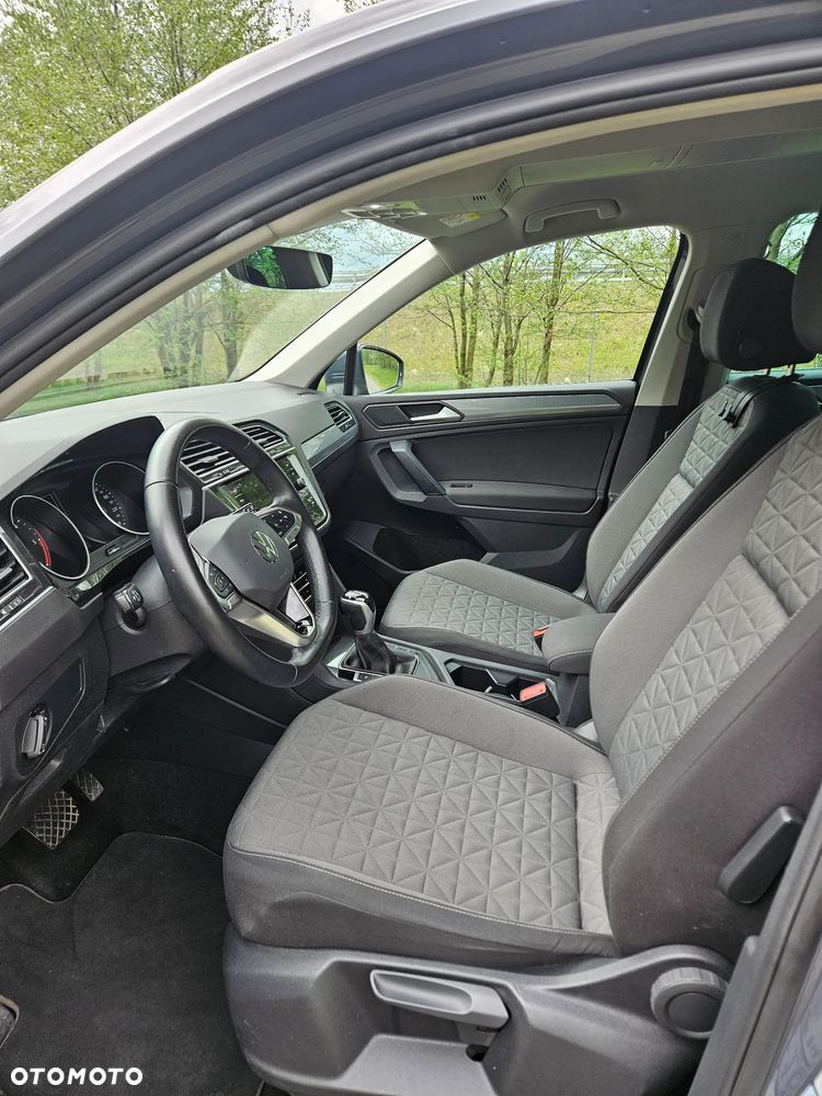 Volkswagen Tiguan 2.0 TDI SCR Life DSG - 27
