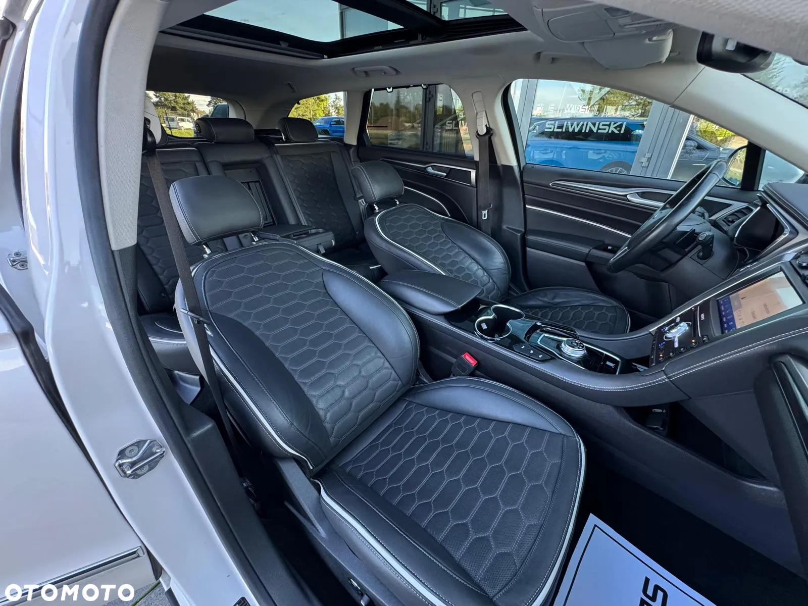Ford Mondeo 2.0 EcoBlue VIGNALE - 23