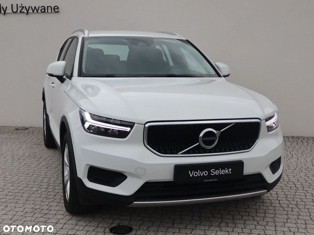Volvo XC 40 T3 Momentum - 8