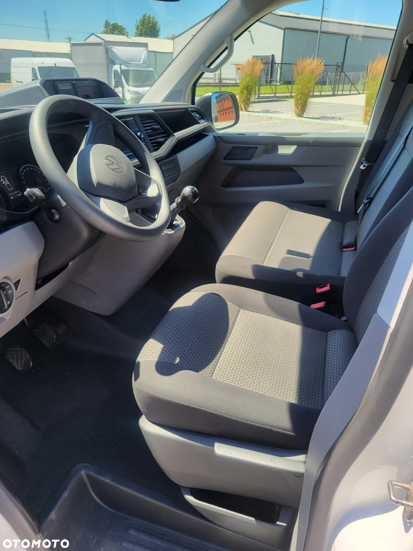 Volkswagen T6.1 - 7