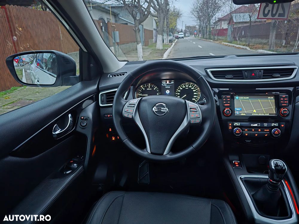 Nissan Qashqai 1.5 DCI TEKNA+ - 9