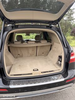 Mercedes-Benz ML - 11
