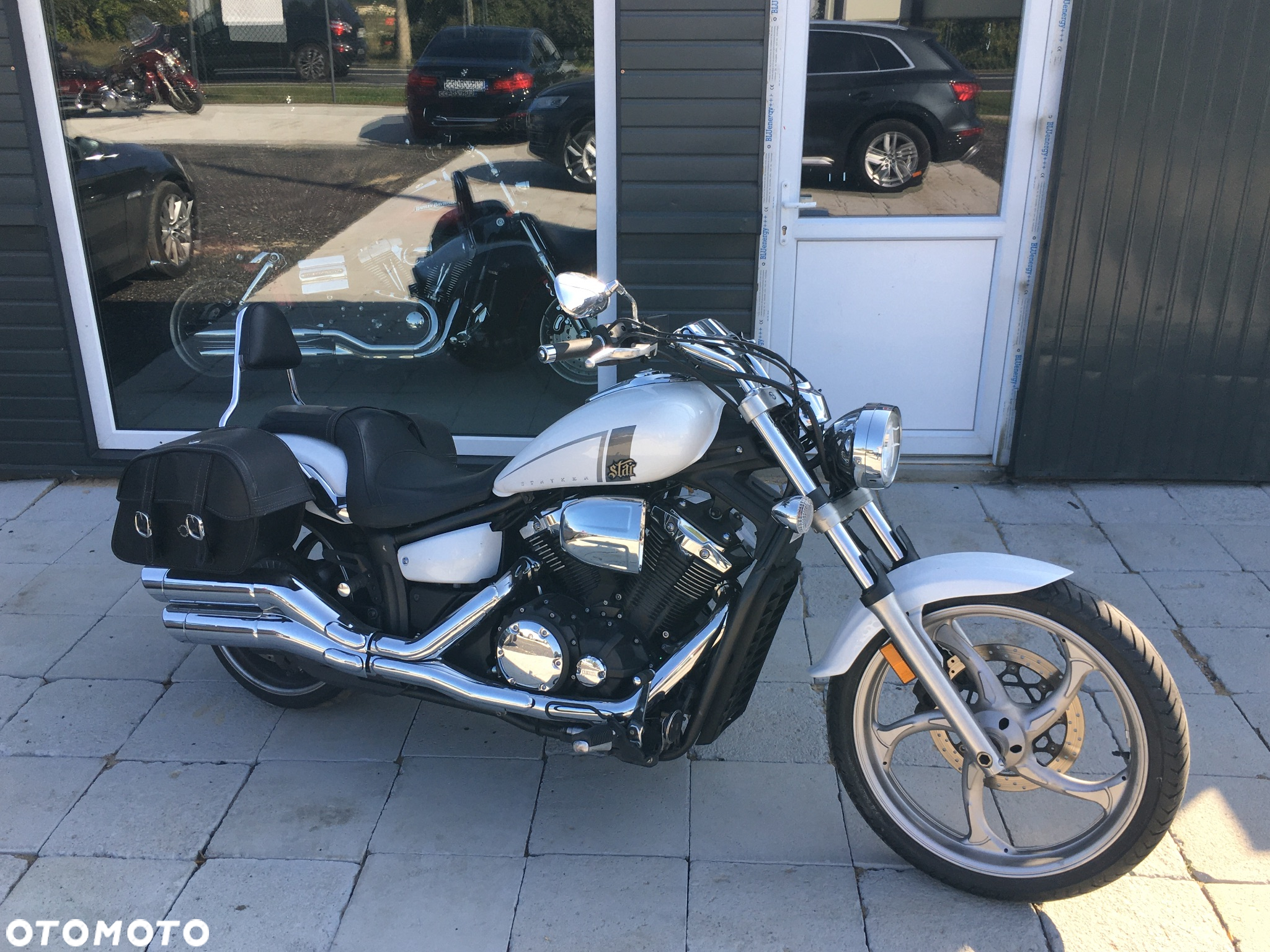 Yamaha XVS - 6
